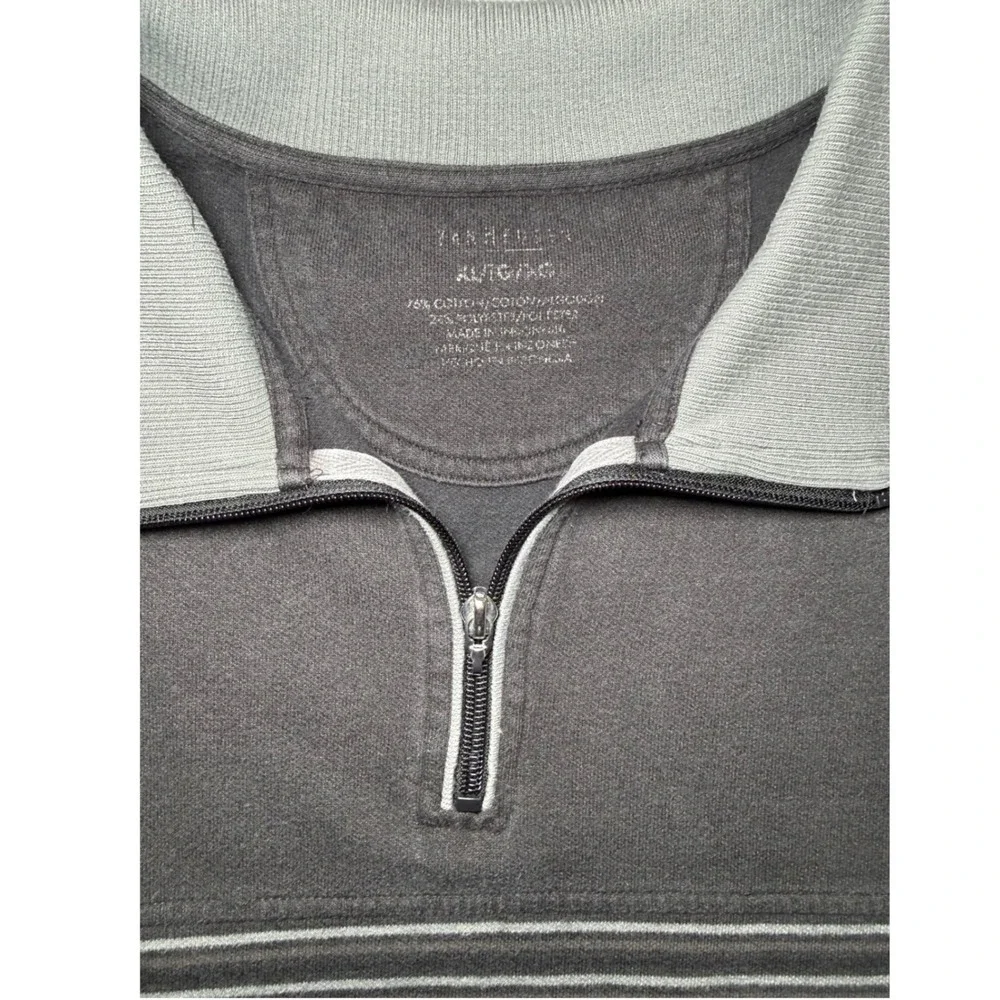 Vintage Y2K Men's XL Quarter Zip Pullover Grunge Skate Horizontal Minimal Stripe